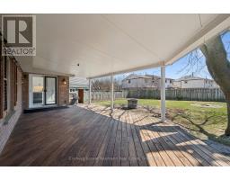 73 PATHFINDER CRESCENT - 35