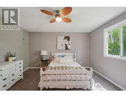 4 MARKET STREET - 22