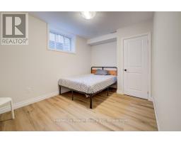 4 LIVINGSTON DRIVE - 39