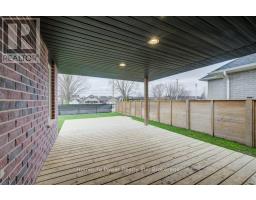 4 LIVINGSTON DRIVE - 42