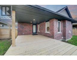 4 LIVINGSTON DRIVE - 43