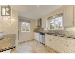 34 FOREST GLEN COURT - 13