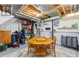 46 AVONWOOD DRIVE - 32