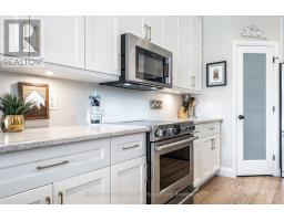 214 ST MARIA STREET - 11