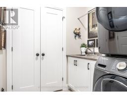 214 ST MARIA STREET - 13