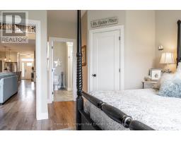 214 ST MARIA STREET - 18