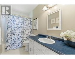 68 SETTLERS DRIVE - 18