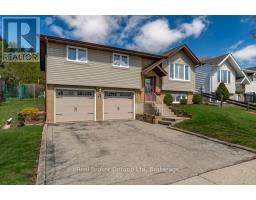 68 SETTLERS DRIVE - 4