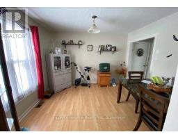 4 ST. CHARLES PLACE - 10