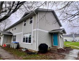 4 ST. CHARLES PLACE - 3