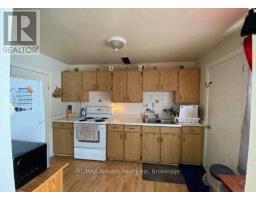 4 ST. CHARLES PLACE - 8