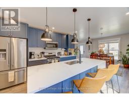 31 NORFOLK STREET - 11