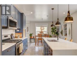 31 NORFOLK STREET - 13