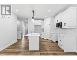 7 - 165 EGAN AVENUE - 16