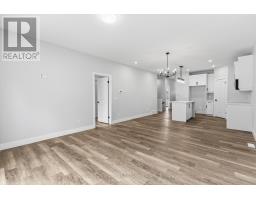 7 - 165 EGAN AVENUE - 24