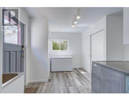 209 WATER STREET - 14