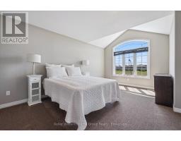 302 WILLIAM STREET - 31