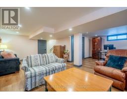 1034 WINTERHALT AVENUE - 32