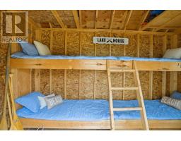 74515 WOODLAND DRIVE - 32