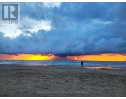 74515 WOODLAND DRIVE - 43