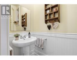 165 STATION ROAD - 13