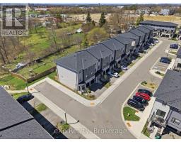 15 - 51 SPARROW AVENUE - 38