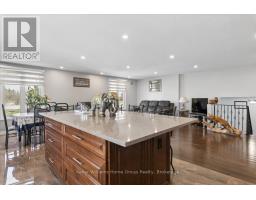 1211 OLD HIGHWAY 8 HIGHWAY - 19