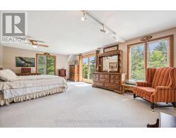 5792 8TH LINE E - 18