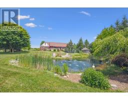 5792 8TH LINE E - 37