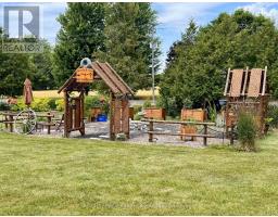 5792 8TH LINE E - 40