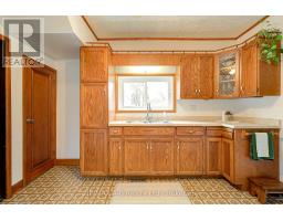 11 BRANT STREET - 16