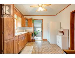 11 BRANT STREET - 17