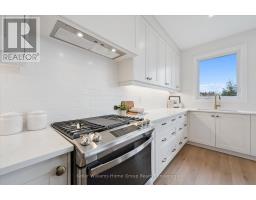 13 MARY WATSON STREET - 12