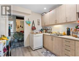 515 AINLEY STREET - 2