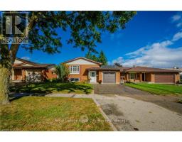 120 OAKHURST CRESCENT - 2