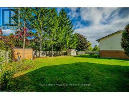 120 OAKHURST CRESCENT - 35