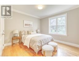 13 HARBOUR COURT - 20
