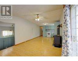 62 FAIRVIEW CRESCENT - 3