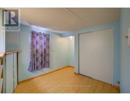 62 FAIRVIEW CRESCENT - 6