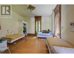 28 WILSON STREET - 12