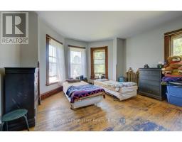 28 WILSON STREET - 22