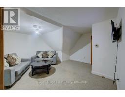 28 WILSON STREET - 32