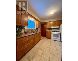 39 AGINCOURT GARDENS - 10