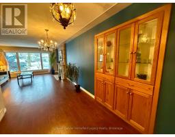 39 AGINCOURT GARDENS - 13