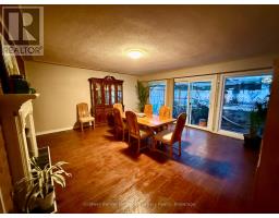 39 AGINCOURT GARDENS - 16