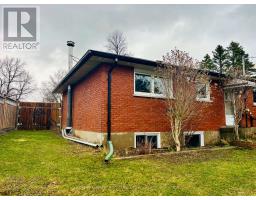 39 AGINCOURT GARDENS - 30