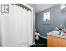 625 WALLACE AVENUE S - 11