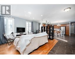 625 WALLACE AVENUE S - 6