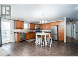 625 WALLACE AVENUE S - 7