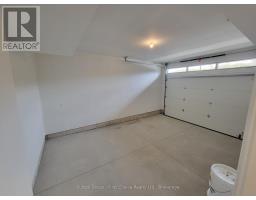 549 ALBERT STREET - 22